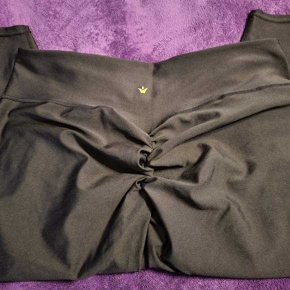 Obsession Capri leggings - Picture 3 of 6